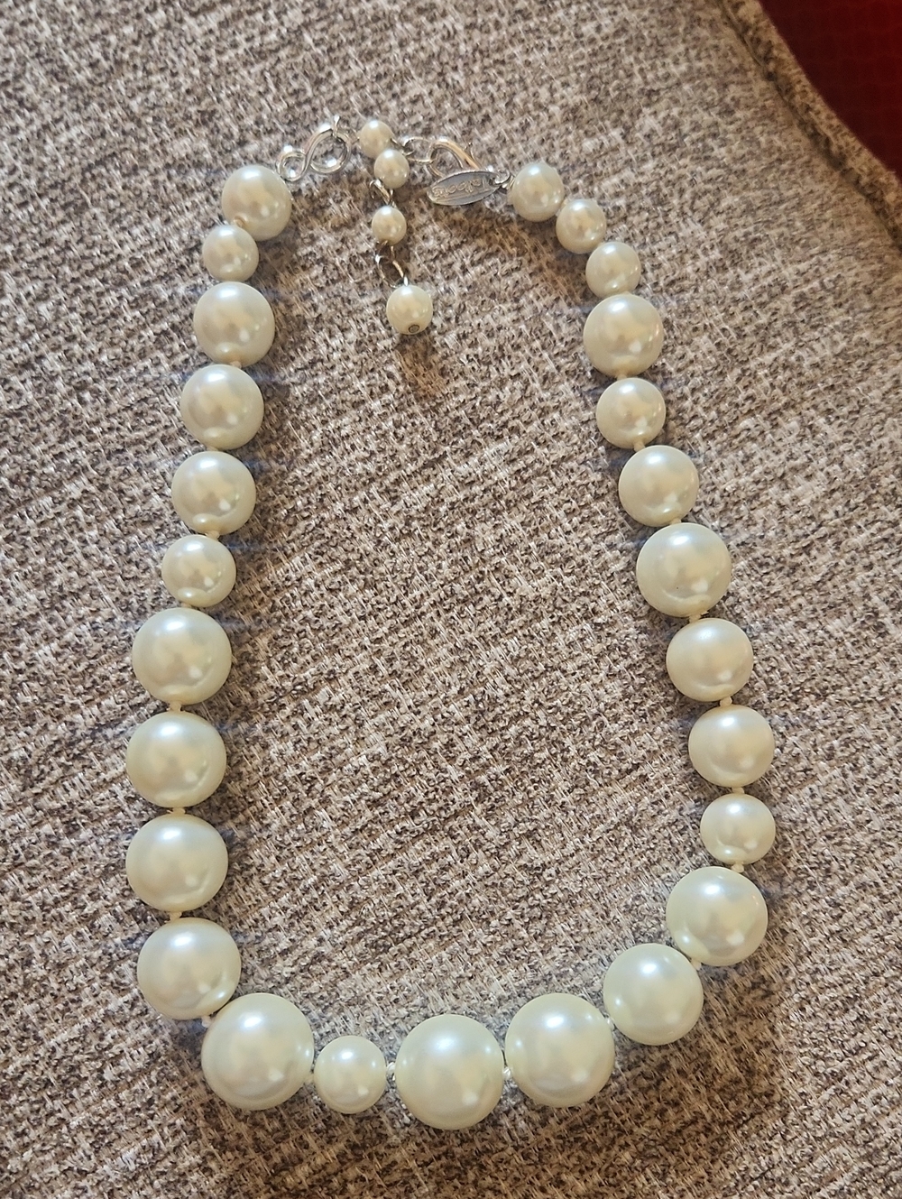 Talbots Cream Pearl Graduated Necklace with Silver Accents